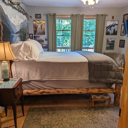 Pond Memories - National Parks Suite - Paddling Included! Surry Exteriör bild